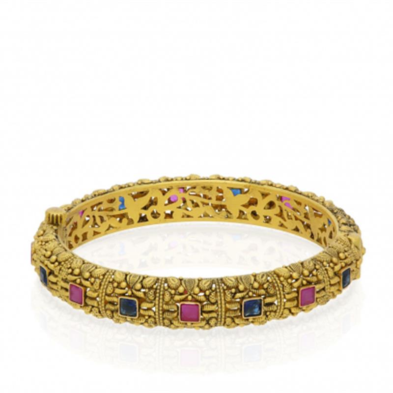 Ethnix Gold Bangle BAGEANCLHNY066