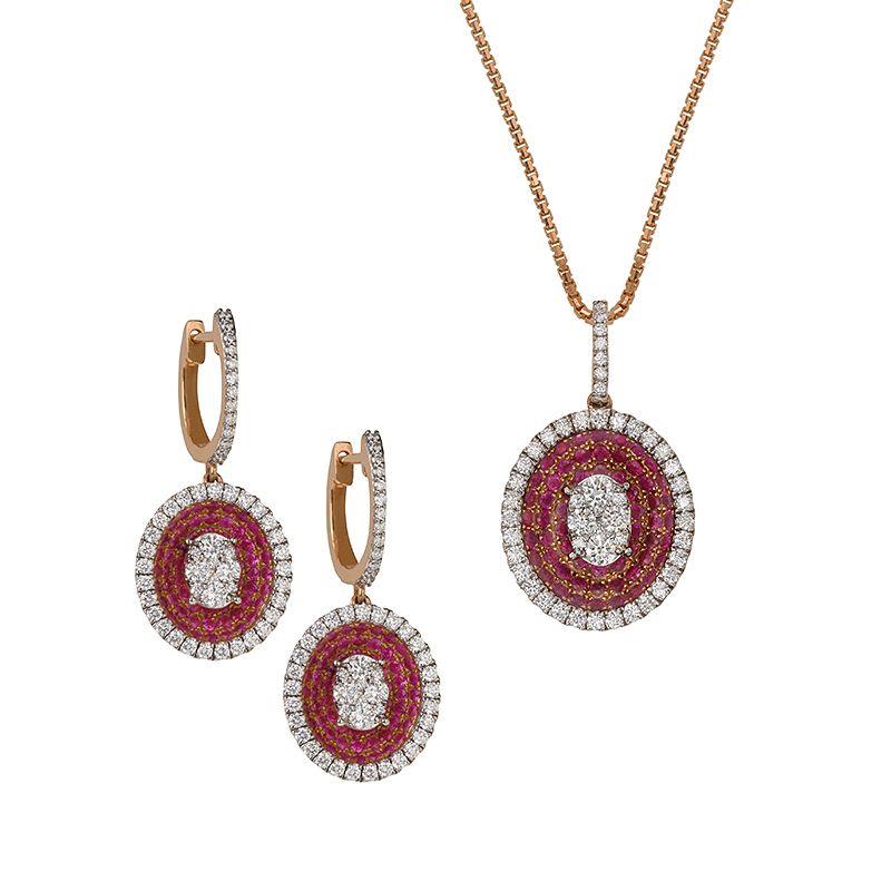 Oval Diamond Pendant Set