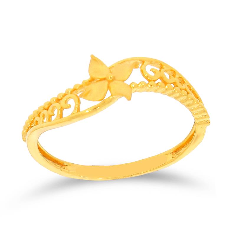 Sleek Decorative Gold Ring