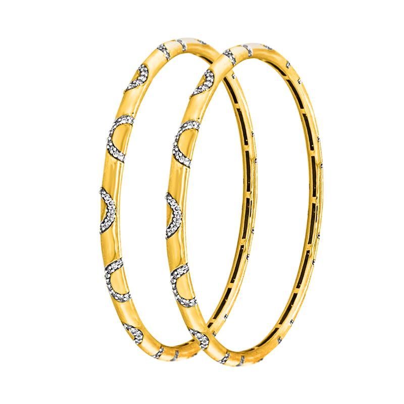 Elegant Yellow Gold 18kt Diamond Bangle (Set Of 2)