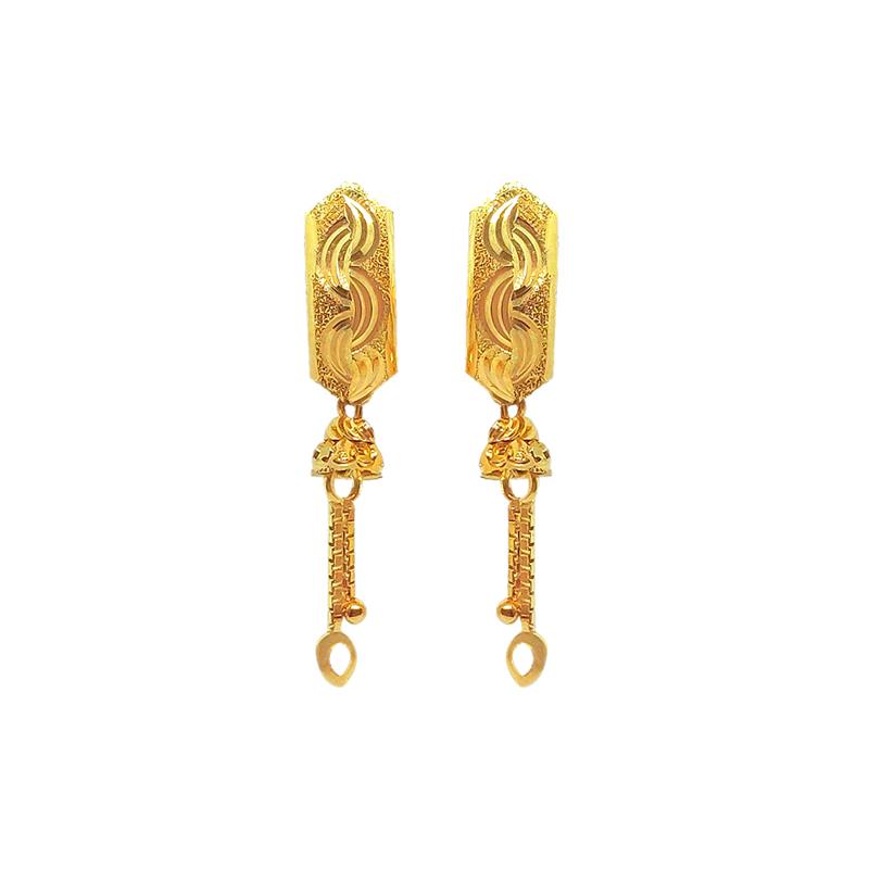 Ravishing Yellow Gold 18kt Dangler Earring