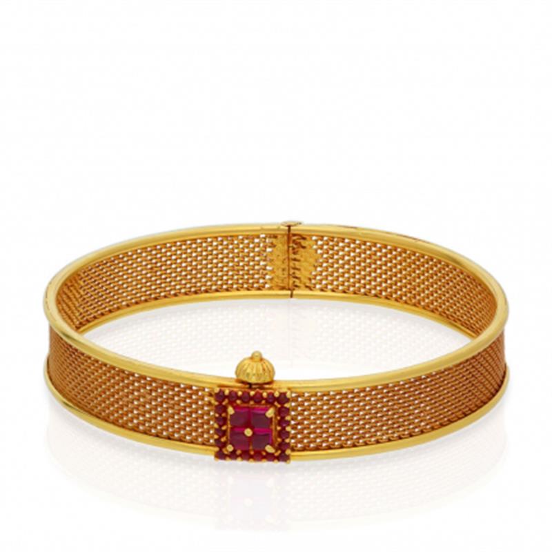 Divine Gold Bangle BADICDTRFTY027