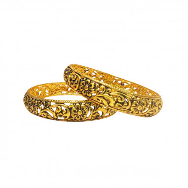 The Gold Bangle A0645