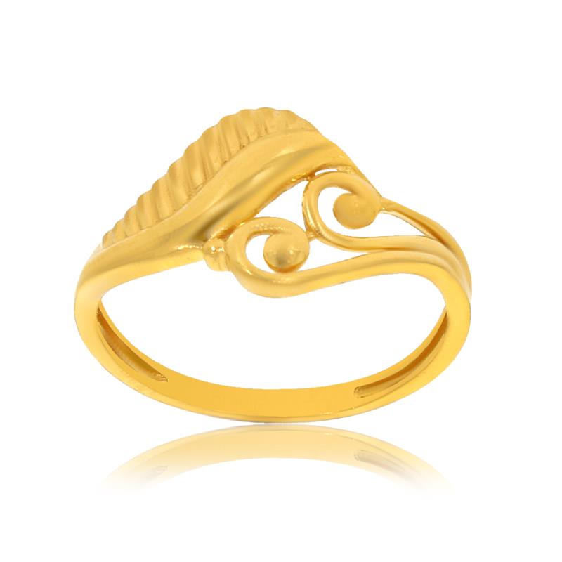 The Banana Leaf Gold Ring